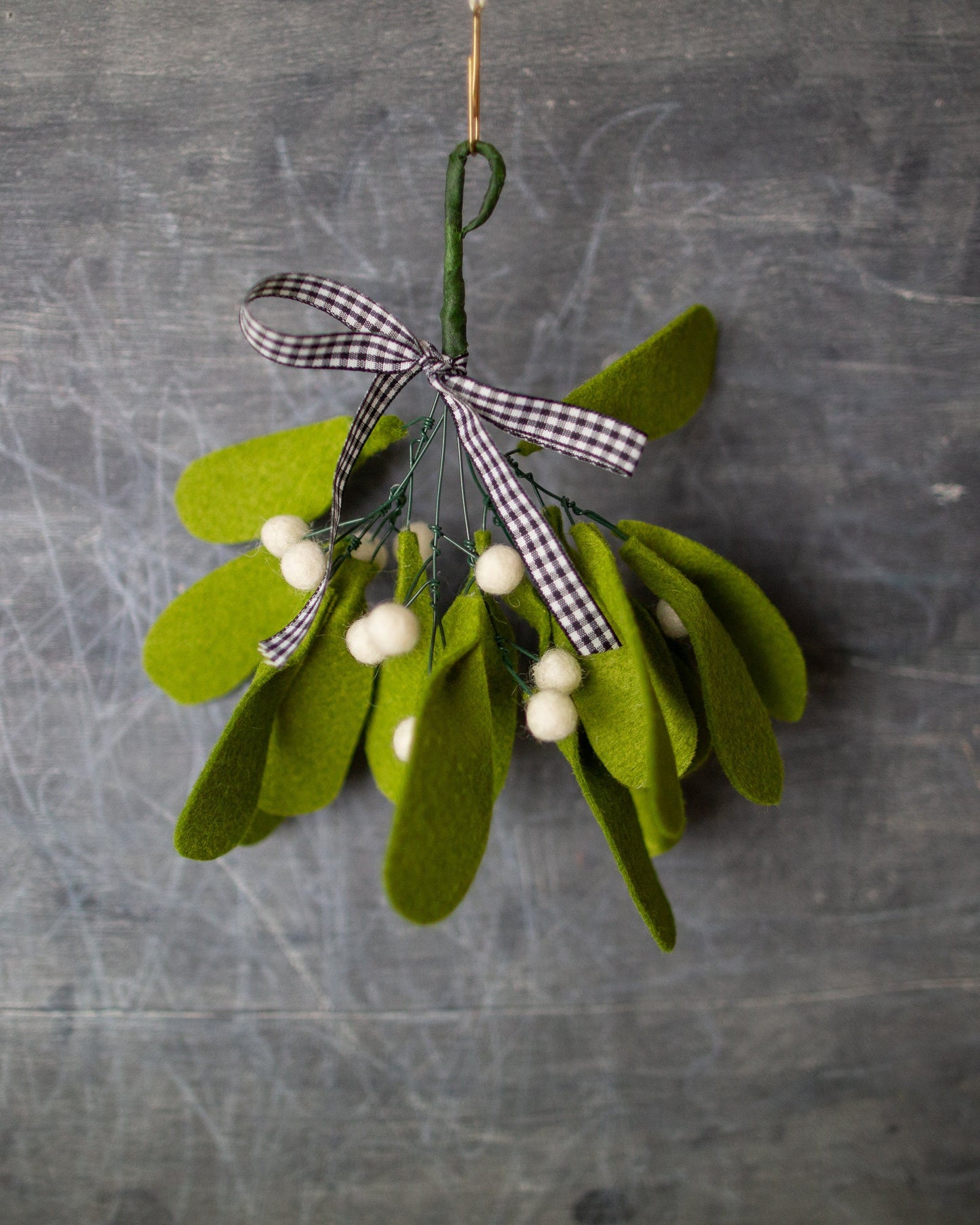Mistletoe Felt Flower Stem