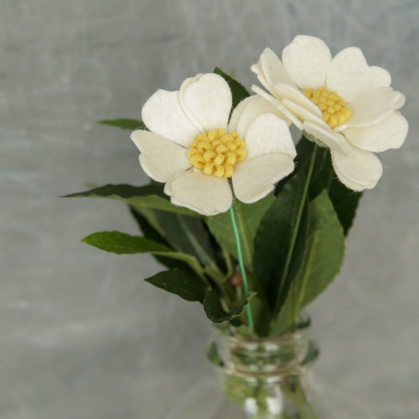 Cosmos Daisy Felt Flower Stem