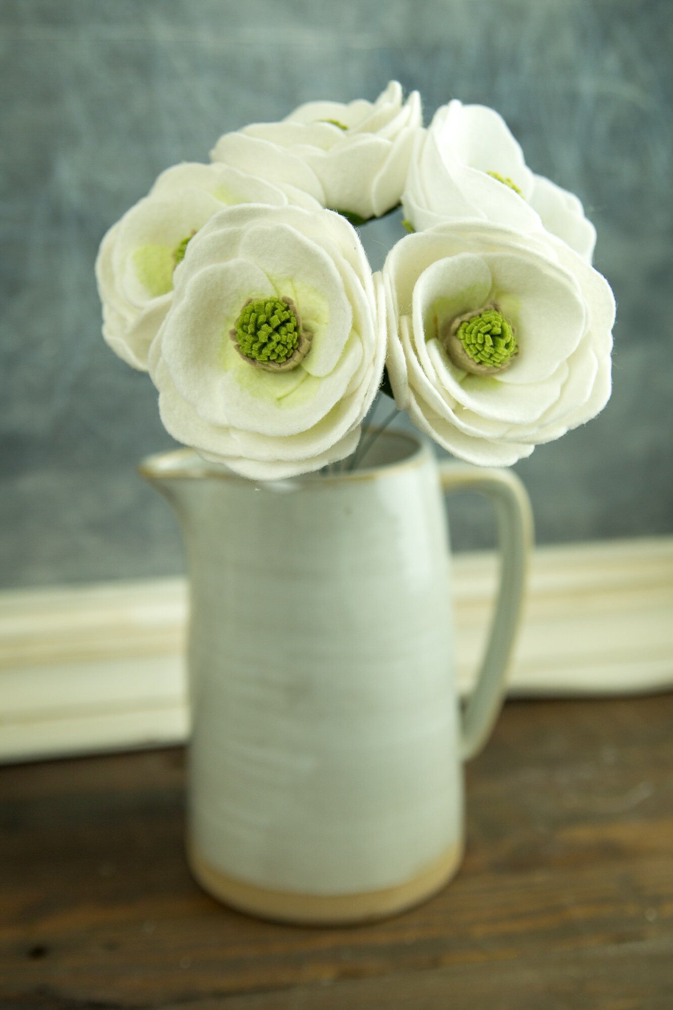 Simple Magnolia Felt Flower Stem