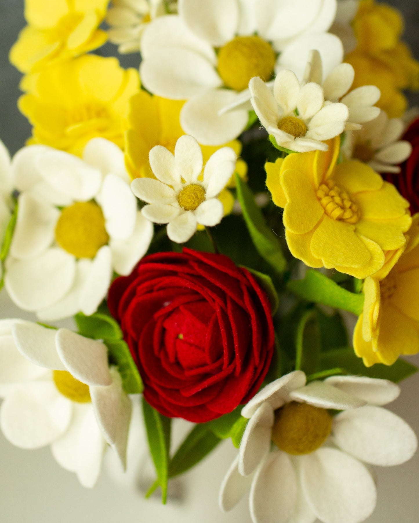Large Daisy Felt Flower Stem