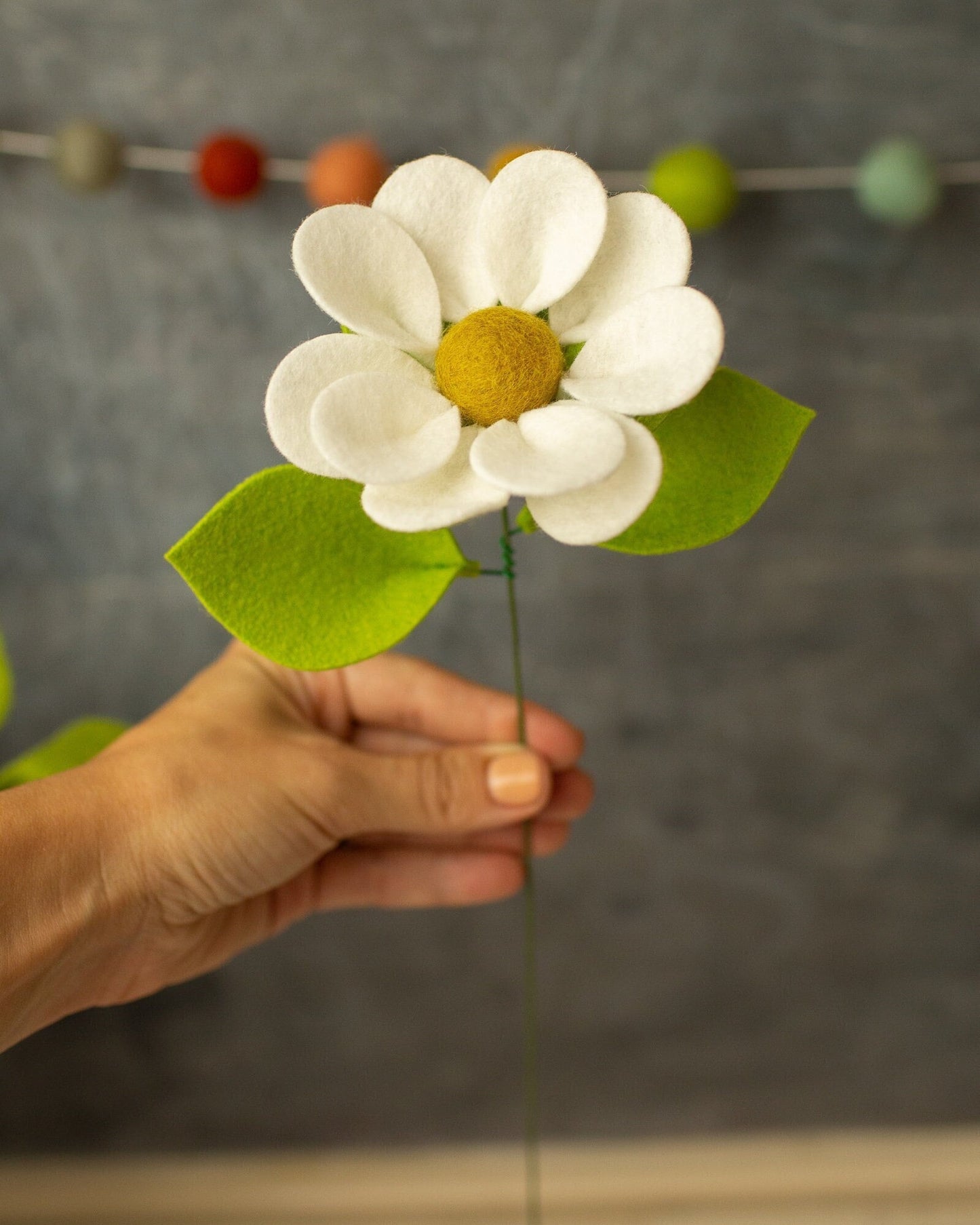 Large Daisy Felt Flower Stem