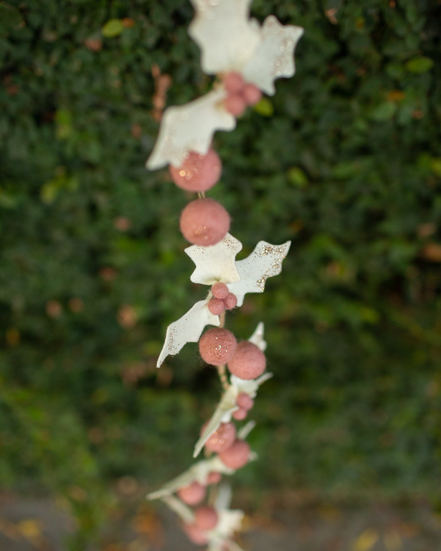 Ivory Holly Garland