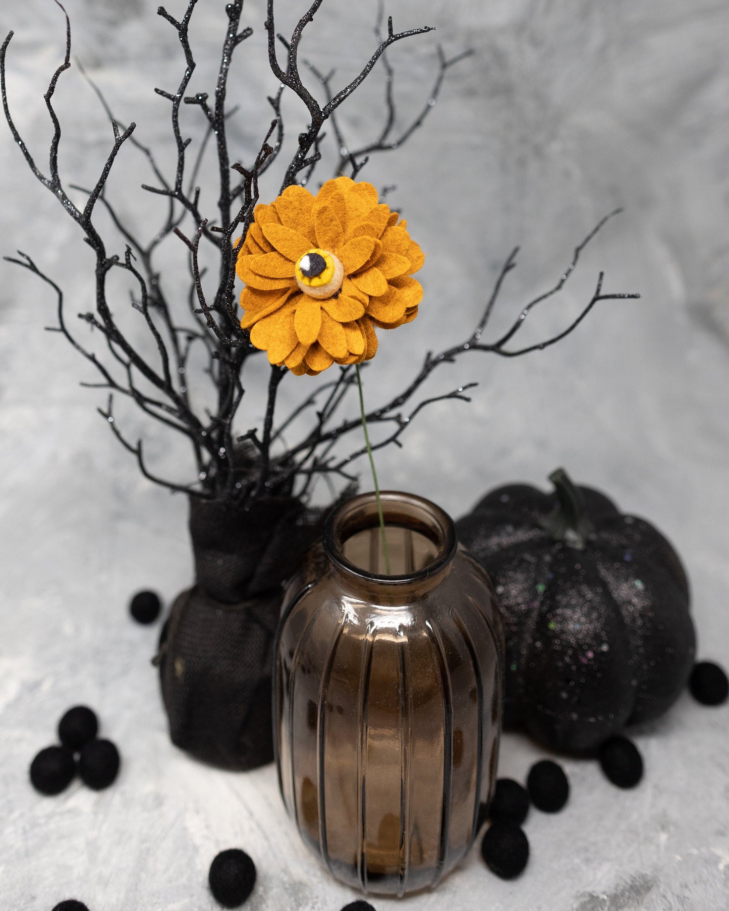 Halloween Eyed Marigold Stem