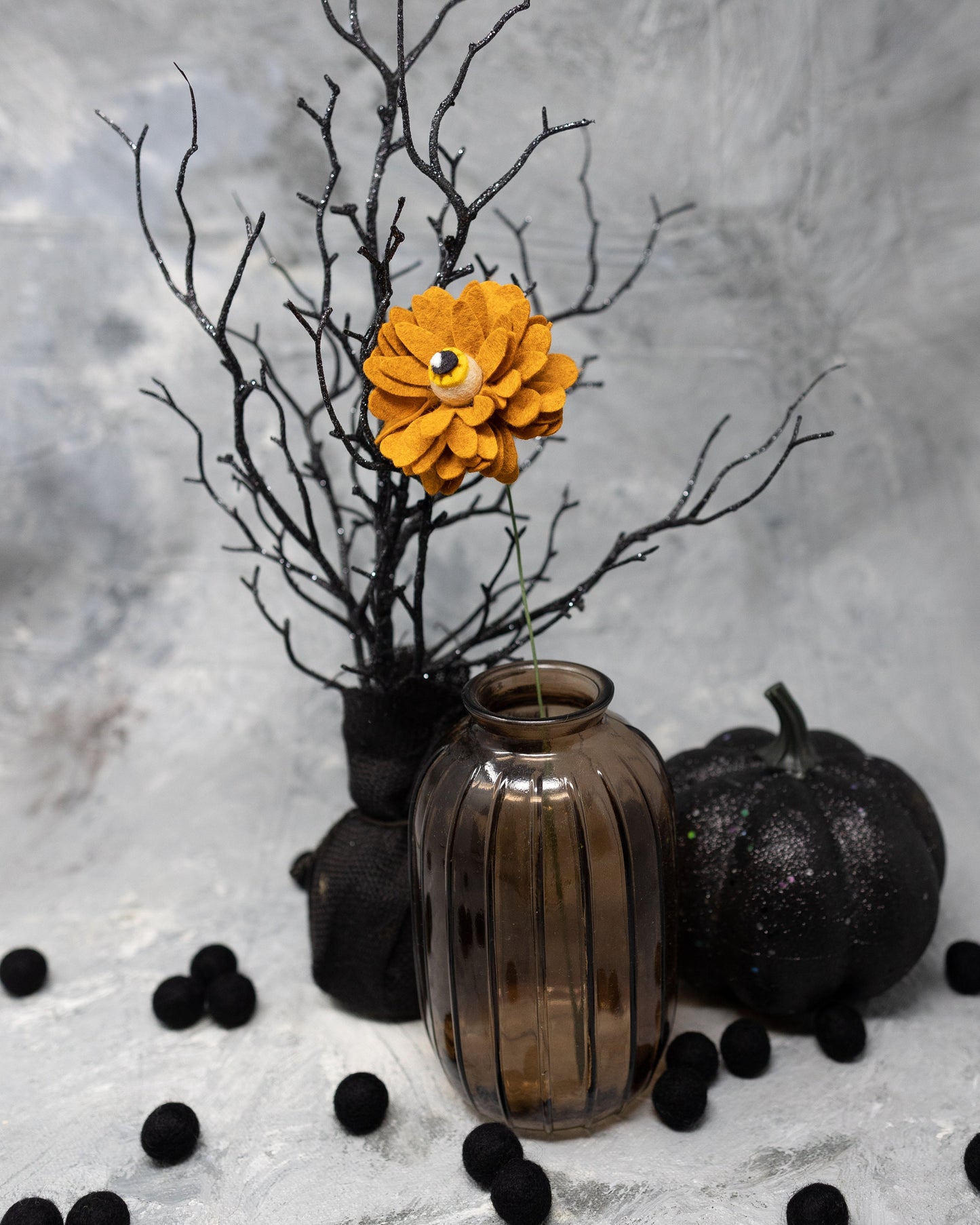 Halloween Eyed Marigold Stem